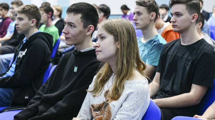 Сибирские школьники стали участниками образовательной программы по кибербезопасности в «Сириусе»