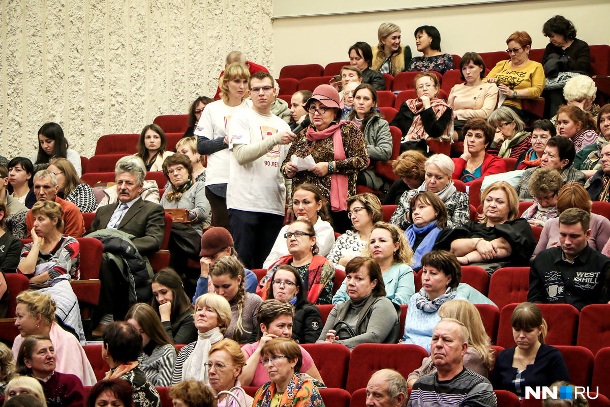 Женщина поблагодарила администрацию и ДУК, а её обсмеяли Женщина поблагодарила администрацию и ДУК, а её обсмеяли