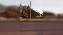Огонь и черный дым столбом: очевидцы сообщили о крупном пожаре на заводе под Тольятти
