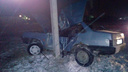 В Шадринске автомобиль врезался в электроопору