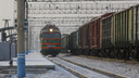 В Лесосибирске реанимация застряла у ж/д переезда из-за стоявшего там поезда
