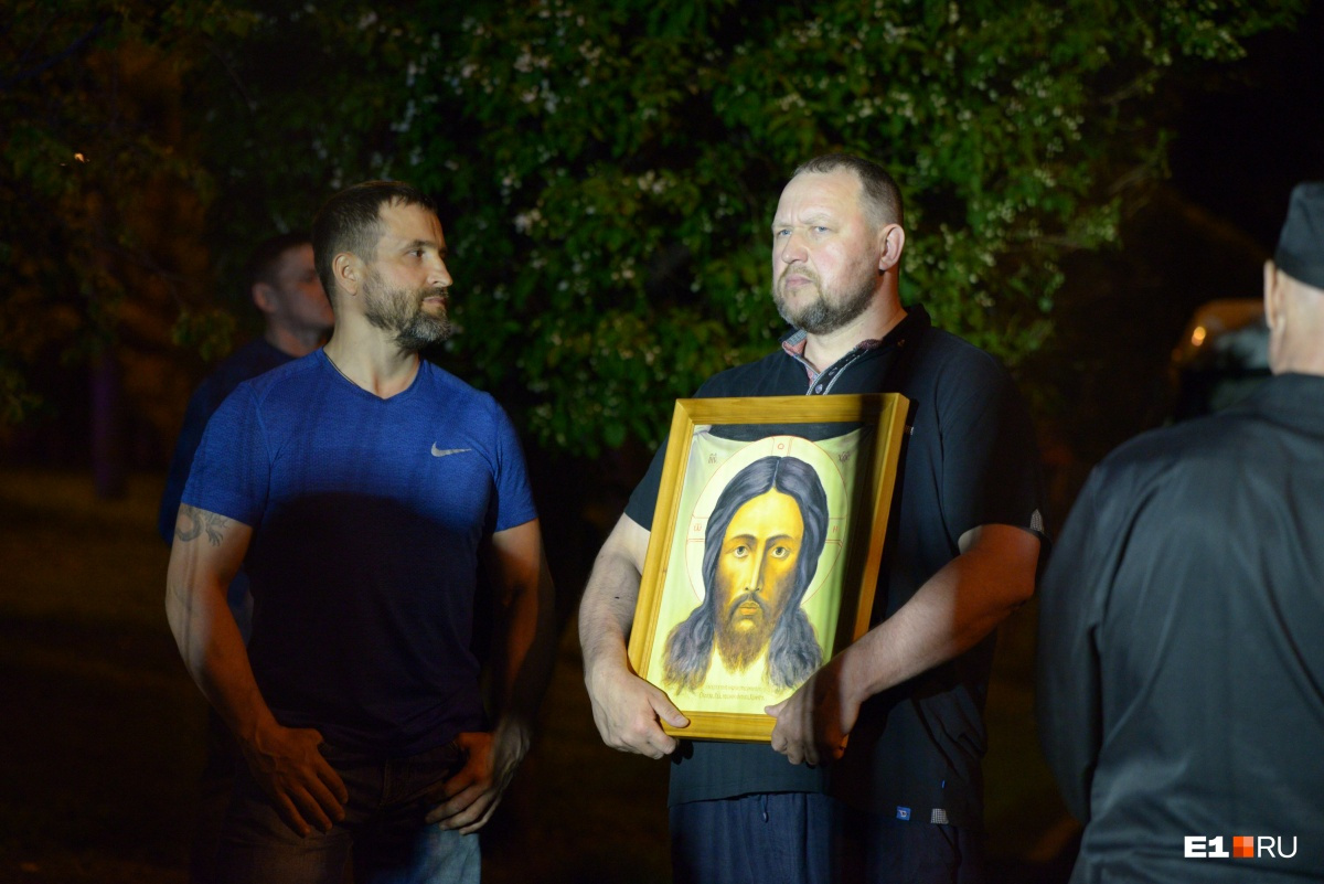 Спортсменам помогала икона Спортсменам помогала икона