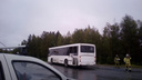 «Заднюю часть занесло»: под Новодвинском рейсовый автобус врезался в МАЗ