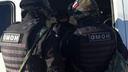 Полицейские устроили облаву на мигрантов на улице Тульской