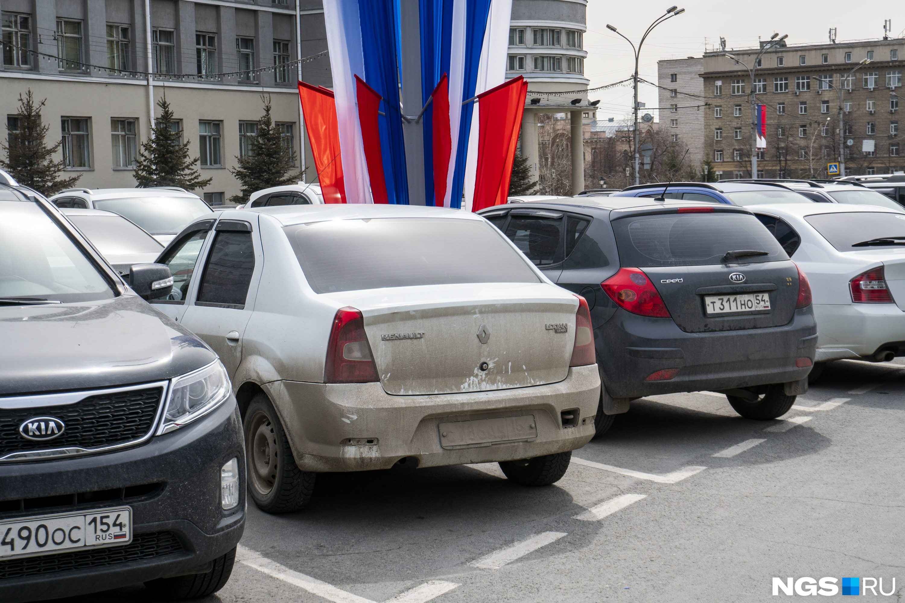 Средняя цена автомобиля с пробегом в Новосибирске — <nobr class="_">420 000</nobr> рублей Средняя цена автомобиля с пробегом в Новосибирске — <nobr class="_">420 000</nobr> рублей