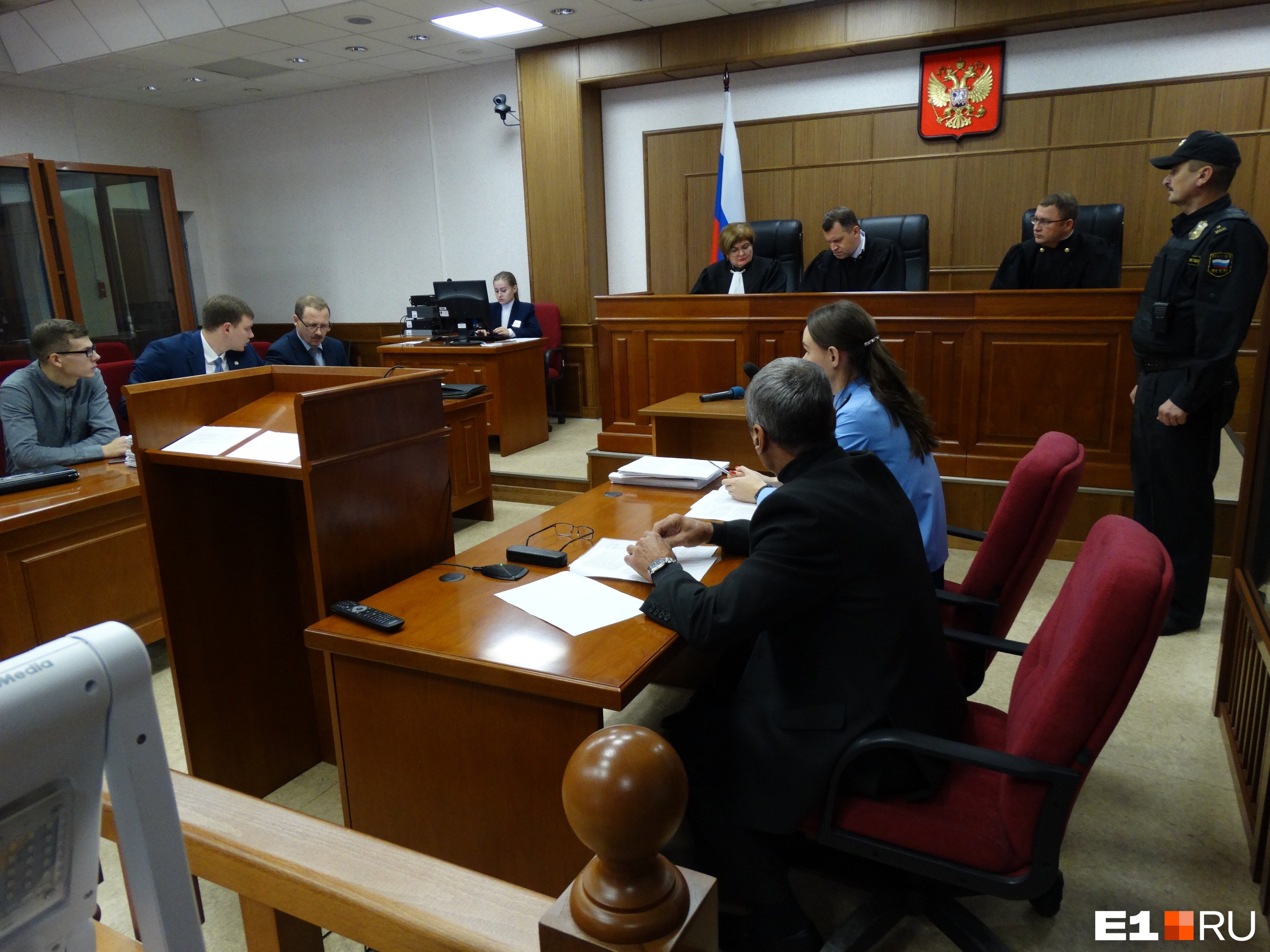 Гособвинение и адвокат Арутюняна настаивали на более жестком наказании для «очкарика»