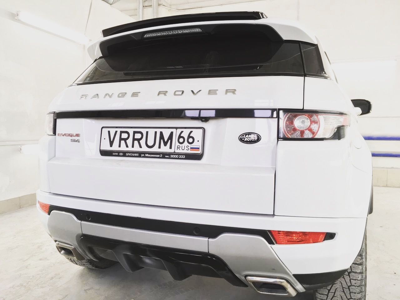 Доверьте свой автомобиль компании VRRUM, и ему придадут привлекательный вид в кратчайшие сроки