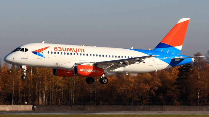 «На взлёт не вышел»: рейс Sukhoi Superjet 100 из Краснодара до Челябинска отменили из-за неполадок