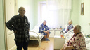 «Отделение закроют — помрём»: как на самом деле живёт больница, которую чиновник назвал богадельней
