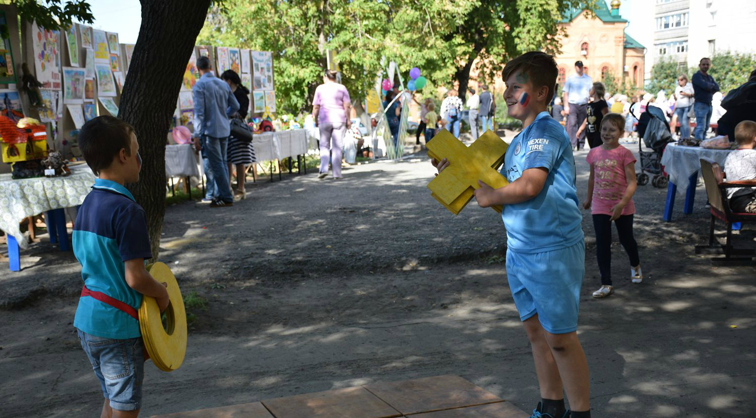 В Рябково также проходит праздник с конкурсами и развлечениями для детей