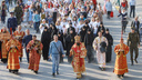 В Волгограде верующие совершили Пасхальный крестный ход: фоторепортаж