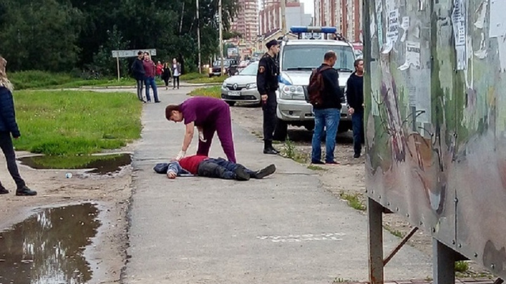 «Нашатырём его, так в себя и не пришёл»: в Ярославле жестоко избили мужчину