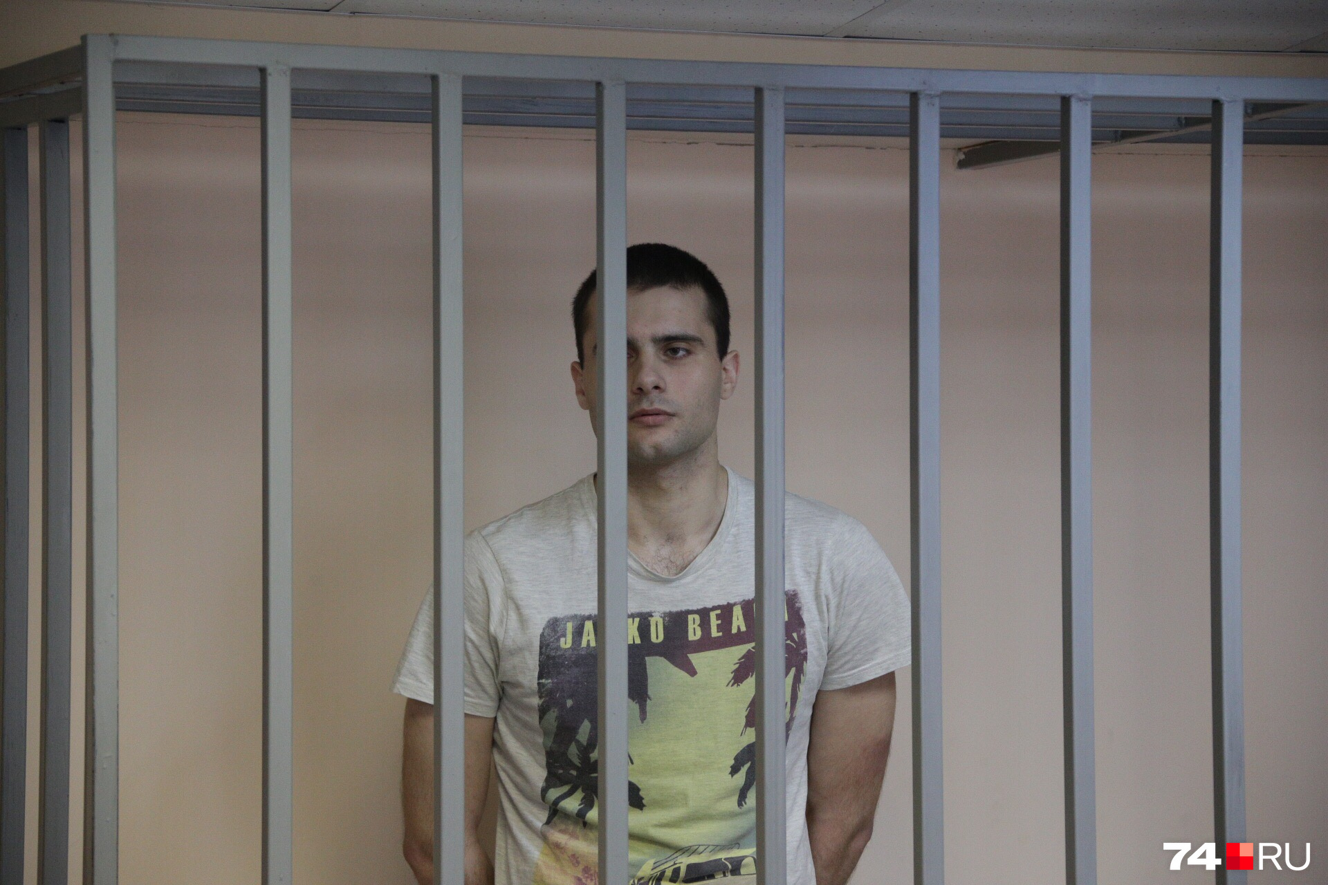 В суде Коновалов возражал словам родных Ольги, что он не давал ей свободы
