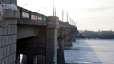 37-летний мужчина сорвался с Ленинградского моста, пытаясь сделать селфи