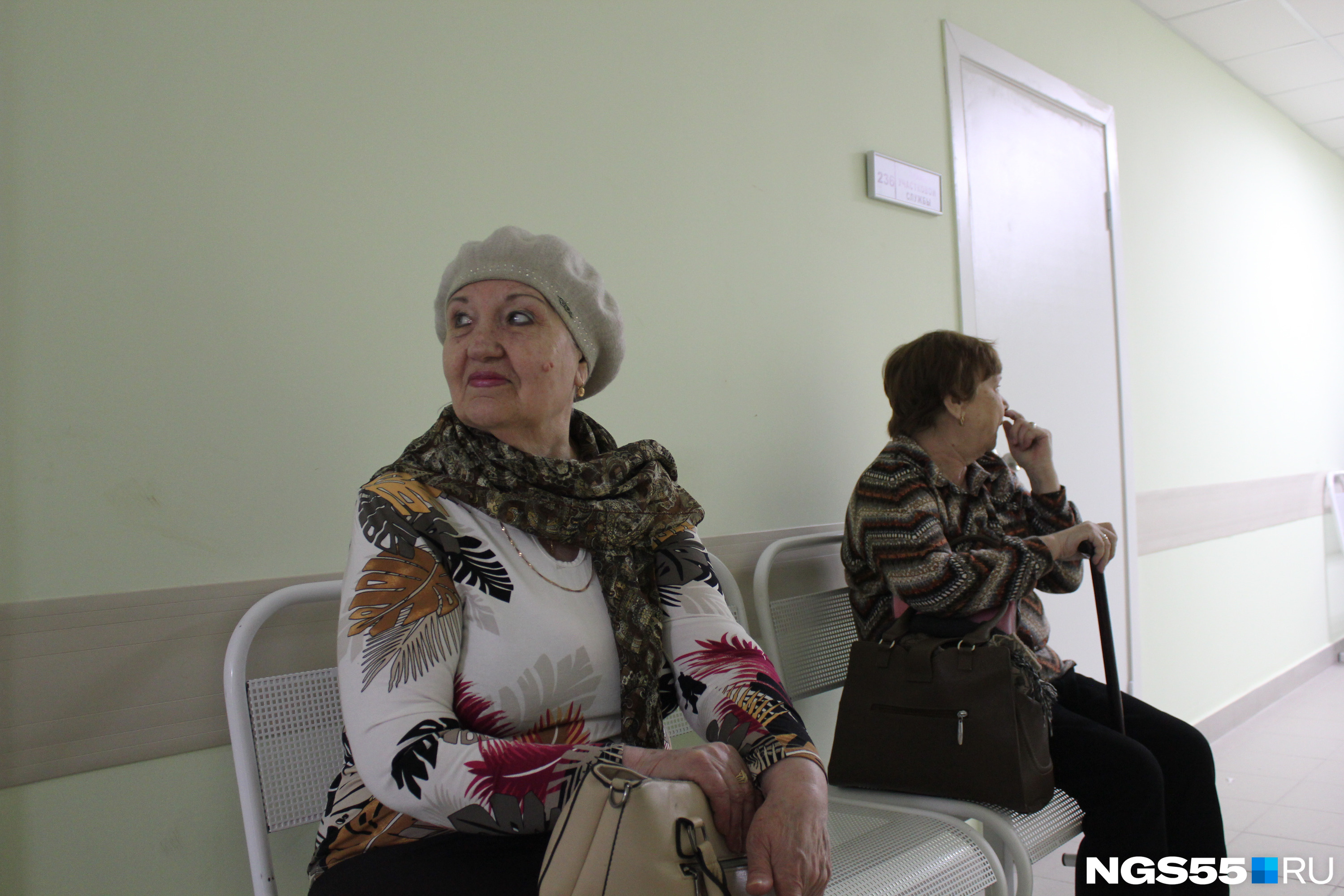 Пенсионерка Зоя Чикишева не сразу нашла свой кабинет, но на больницу не нарадуется