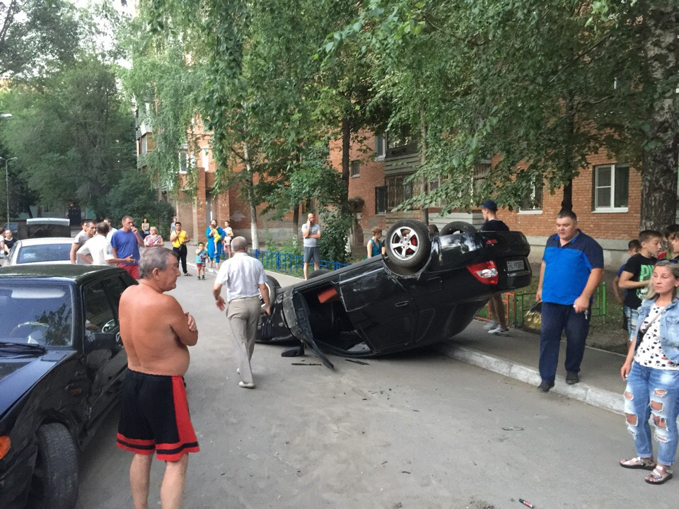 К счастью, водитель не пострадал К счастью, водитель не пострадал