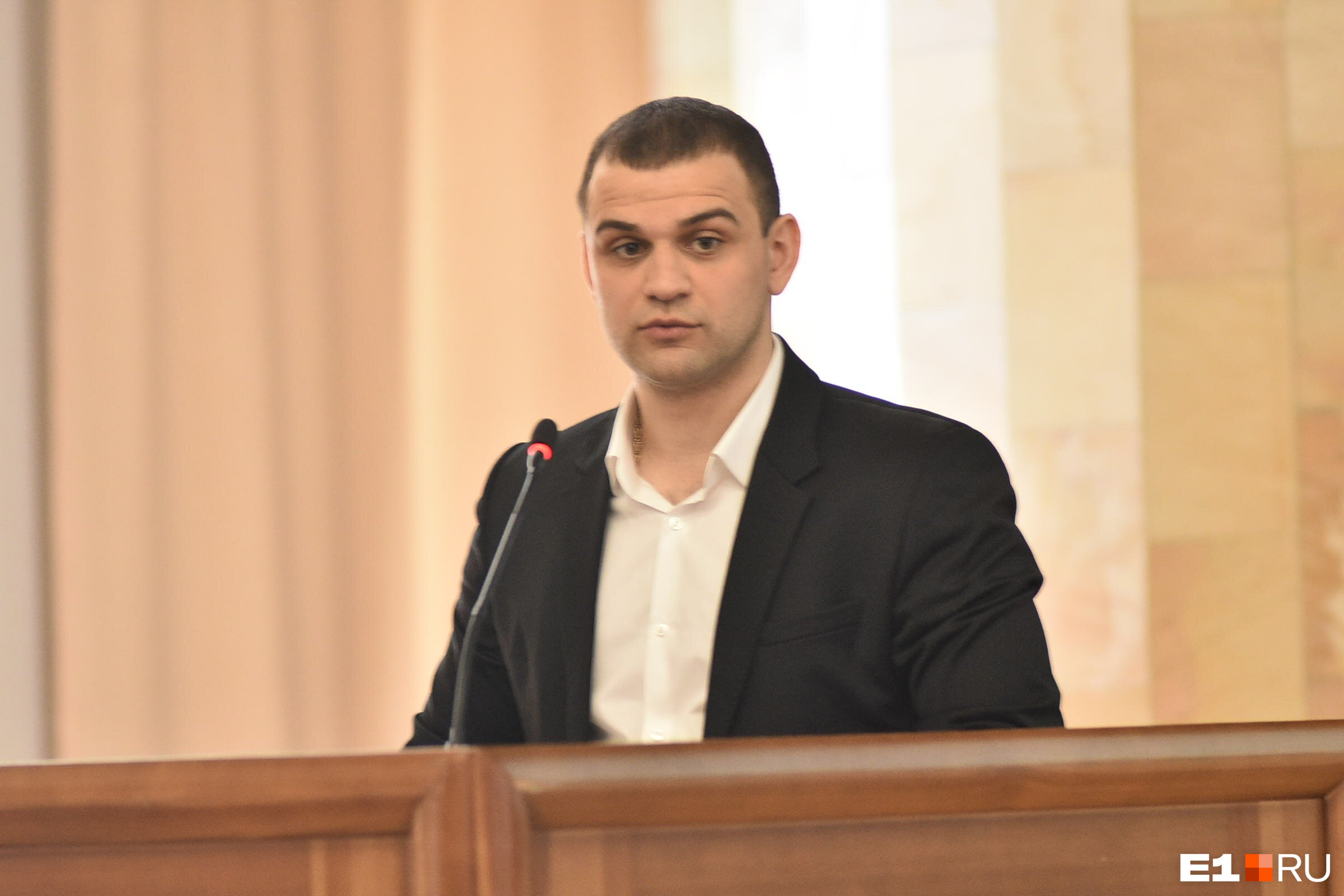 Михаил Оганян пообещал садоводам, что разработка их территории начнется не ранее чем через 17 лет Михаил Оганян пообещал садоводам, что разработка их территории начнется не ранее чем через 17 лет