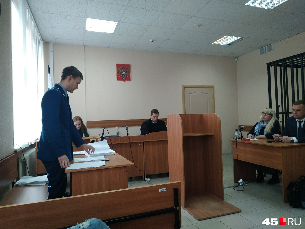 Гособвинитель просил приговорить Коваленко и Тябутова к условным срокам