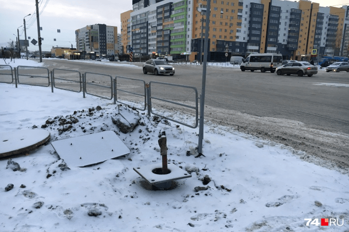 Светофоры пропали почти неделю назад Светофоры пропали почти неделю назад
