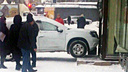 Nissan Terrano протаранил офис банка на улице Королёва