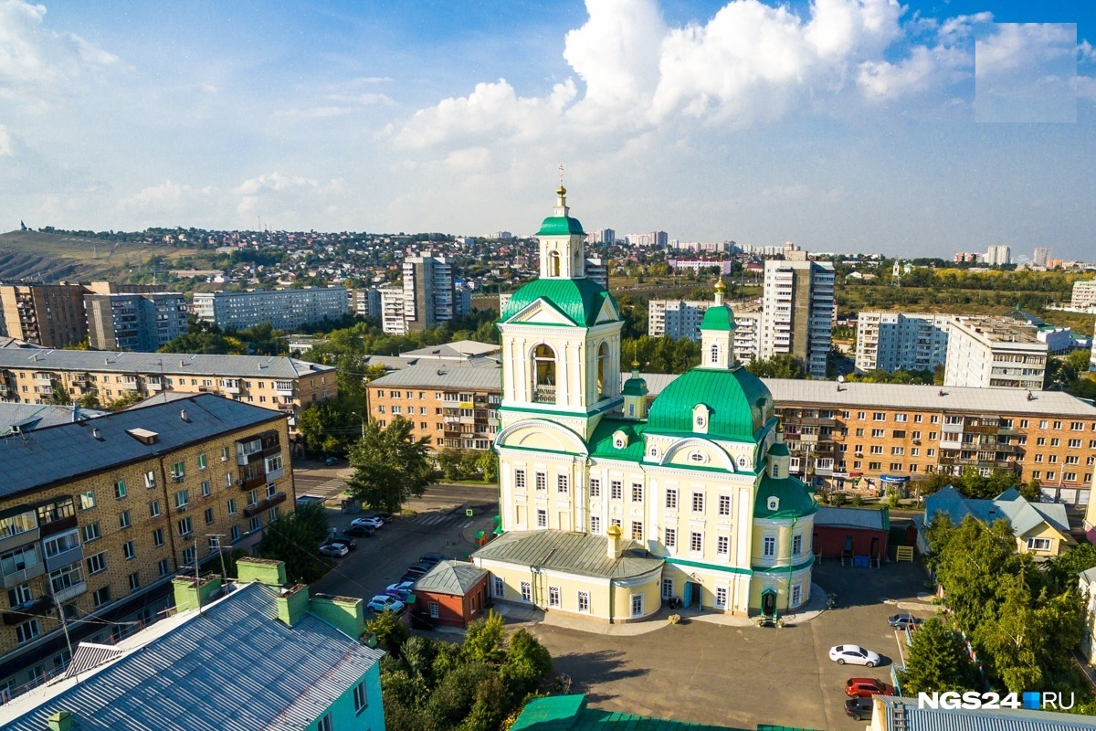 Красноярск ленинская улица. Благовещенская улица Красноярск. Благовещенск Красноярск. Ул. Ленина Красноярск в час пик фото.