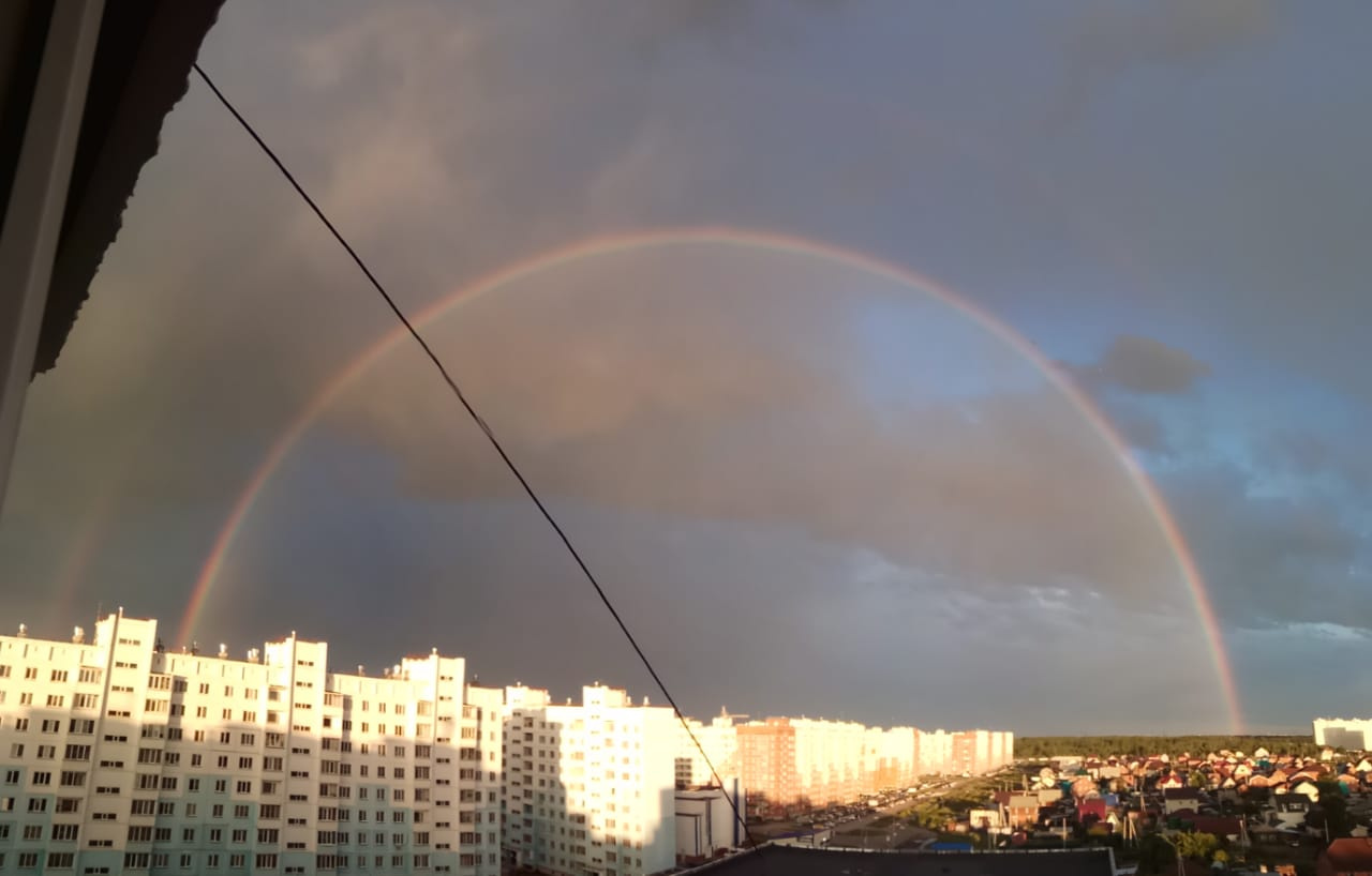 Раскинулась радуга. Радуга Новосибирск. Двойная Радуга в Новосибирске. Радуга над Новосибирском. Новости Новосибирска сегодня последние Радуга.