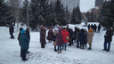 «Город нужно сохранить»: новосибирцы устроили пикет против сноса исторических зданий