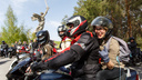 По центру города: волгоградские байкеры проводят сезон шумным мотопробегом