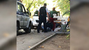 Ростовские коммунальщики задержали преступника, напавшего с ножом на таксиста