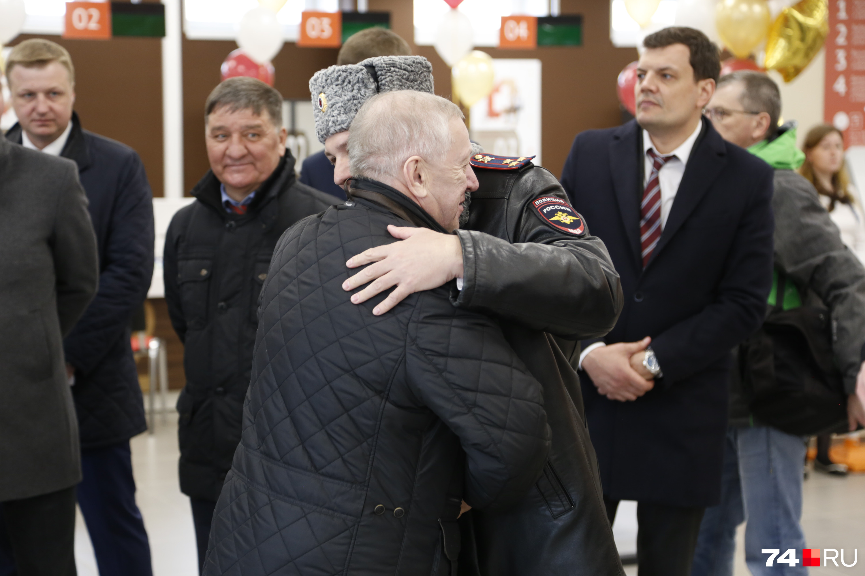 Несмотря на приставку и.о. к должности, у Евгения Тефтелева приподнятое настроение