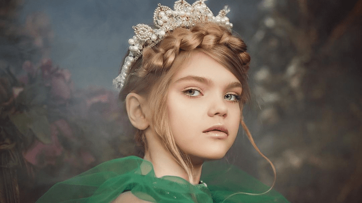 На Неделе моды в Екатеринбурге коллекцию представит юная модель с ангельской внешностью: смотрим фото