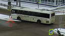Подрезала легковушка: появилось видео ДТП с междугородним автобусом в Ярославле