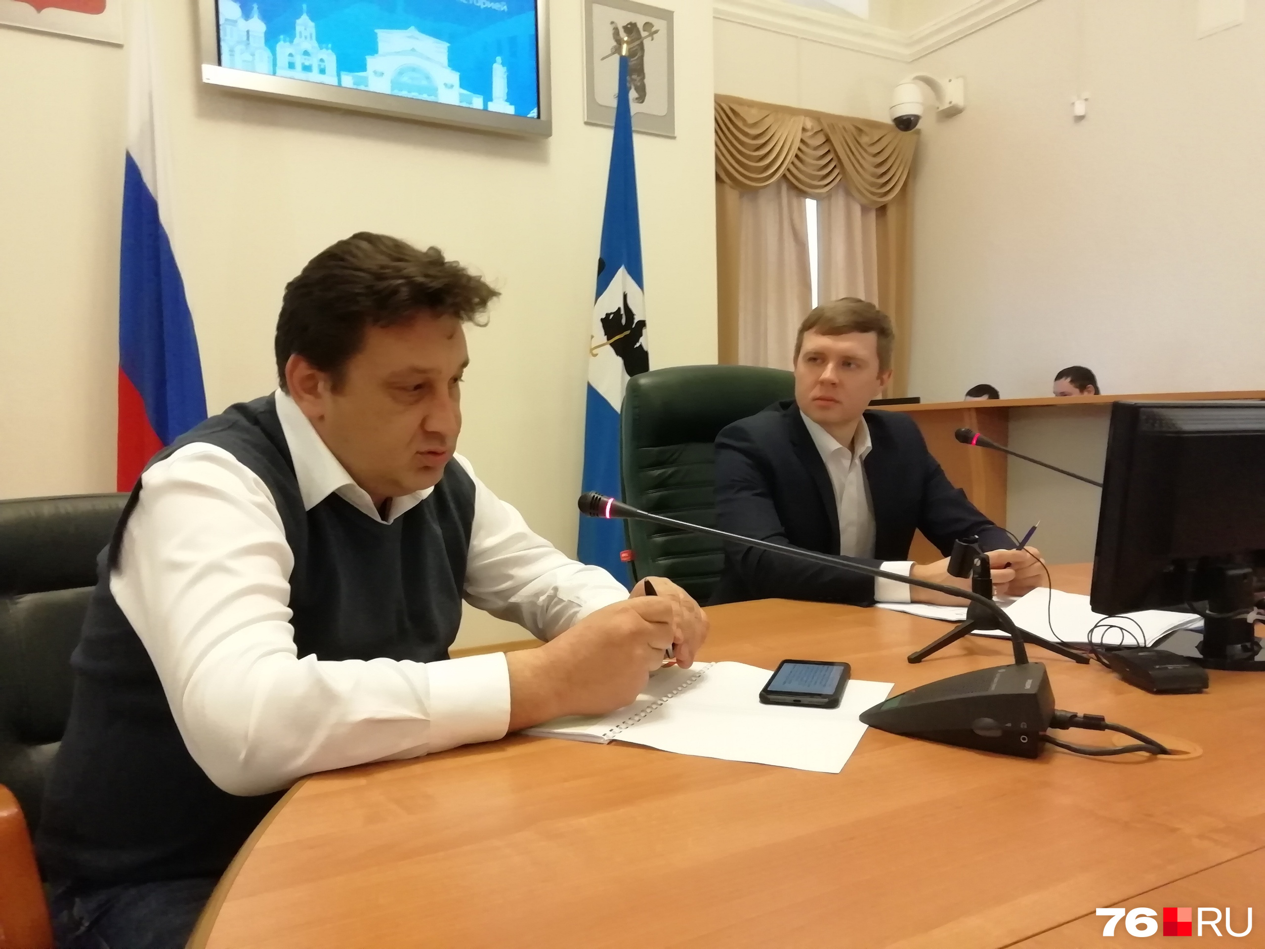 Сергей Волканевский (справа) и Александр Власенко ответили на вопросы журналистов Сергей Волканевский (справа) и Александр Власенко ответили на вопросы журналистов