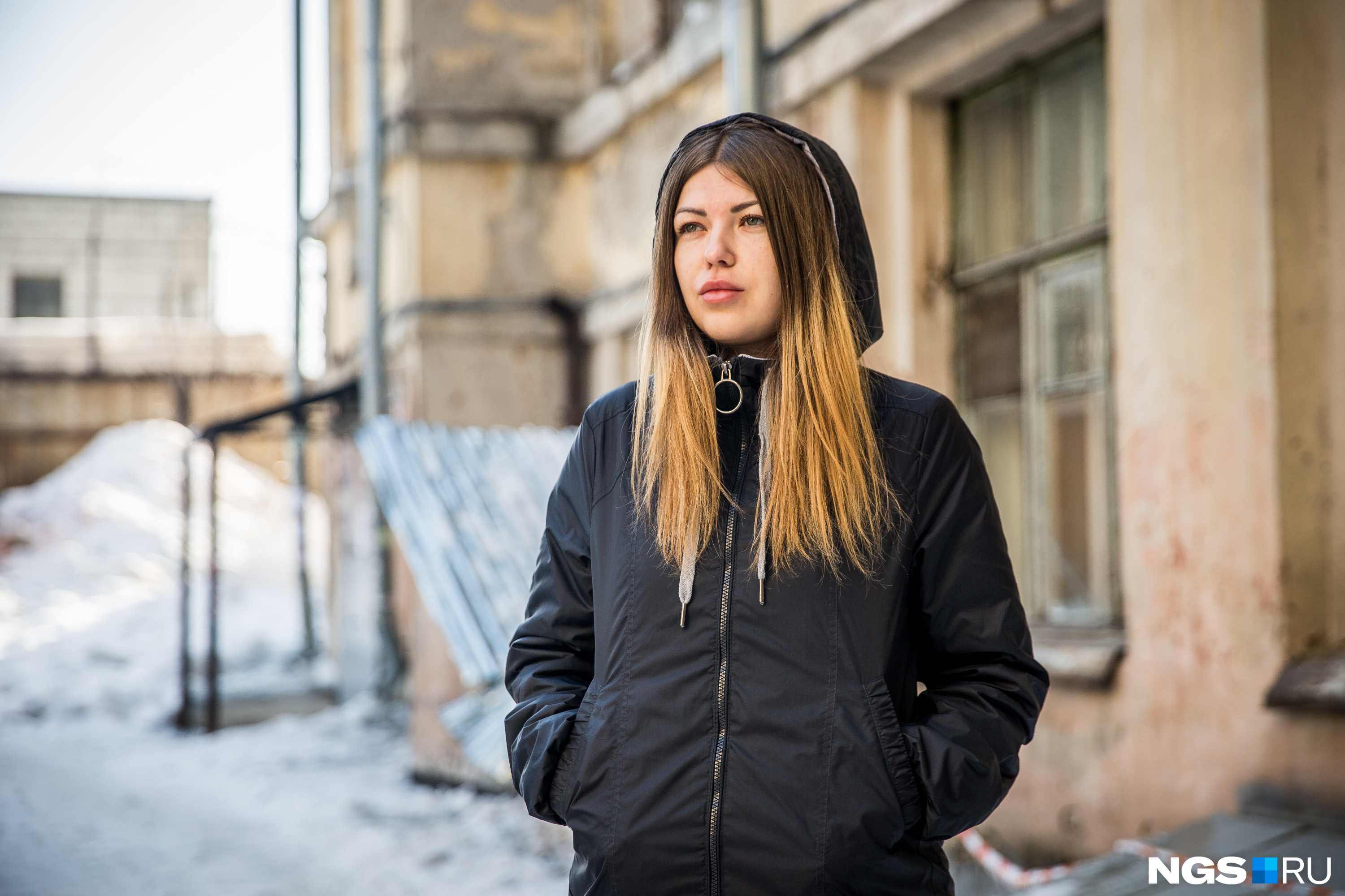 У 32-летней Евгении Захаровой трагедия забрала сразу и мужа, и пятилетнюю дочь Вику У 32-летней Евгении Захаровой трагедия забрала сразу и мужа, и пятилетнюю дочь Вику