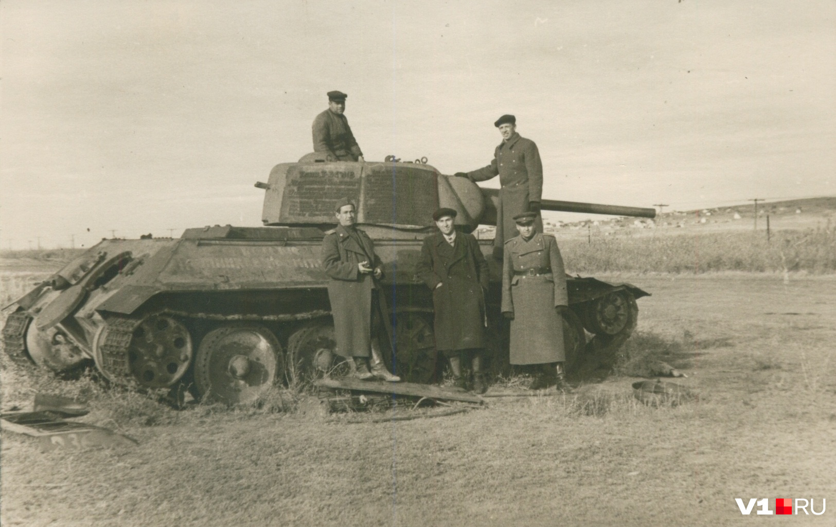 Т55 танк подбитый. Танковая 18. Танк т 34 на мамаевом кургане. 133 дивизия вермахта. 2 танковый корпус сс виттманн.