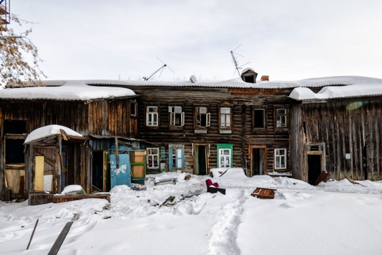 Вид с крыши заброшенного дома