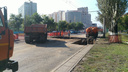 Дорогу разрыли в районе Потапова: устранять коммунальную аварию на Московском будут до конца дня