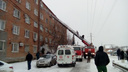 «Эвакуировали через окна»: в Таганроге произошёл пожар в многоквартирном доме