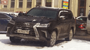 «Я паркуюсь как чудак»: Lexus OOO — царь улицы Советской