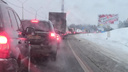 Фура перекрыла движение на подъезде к Ярославлю: водители встали в огромную пробку