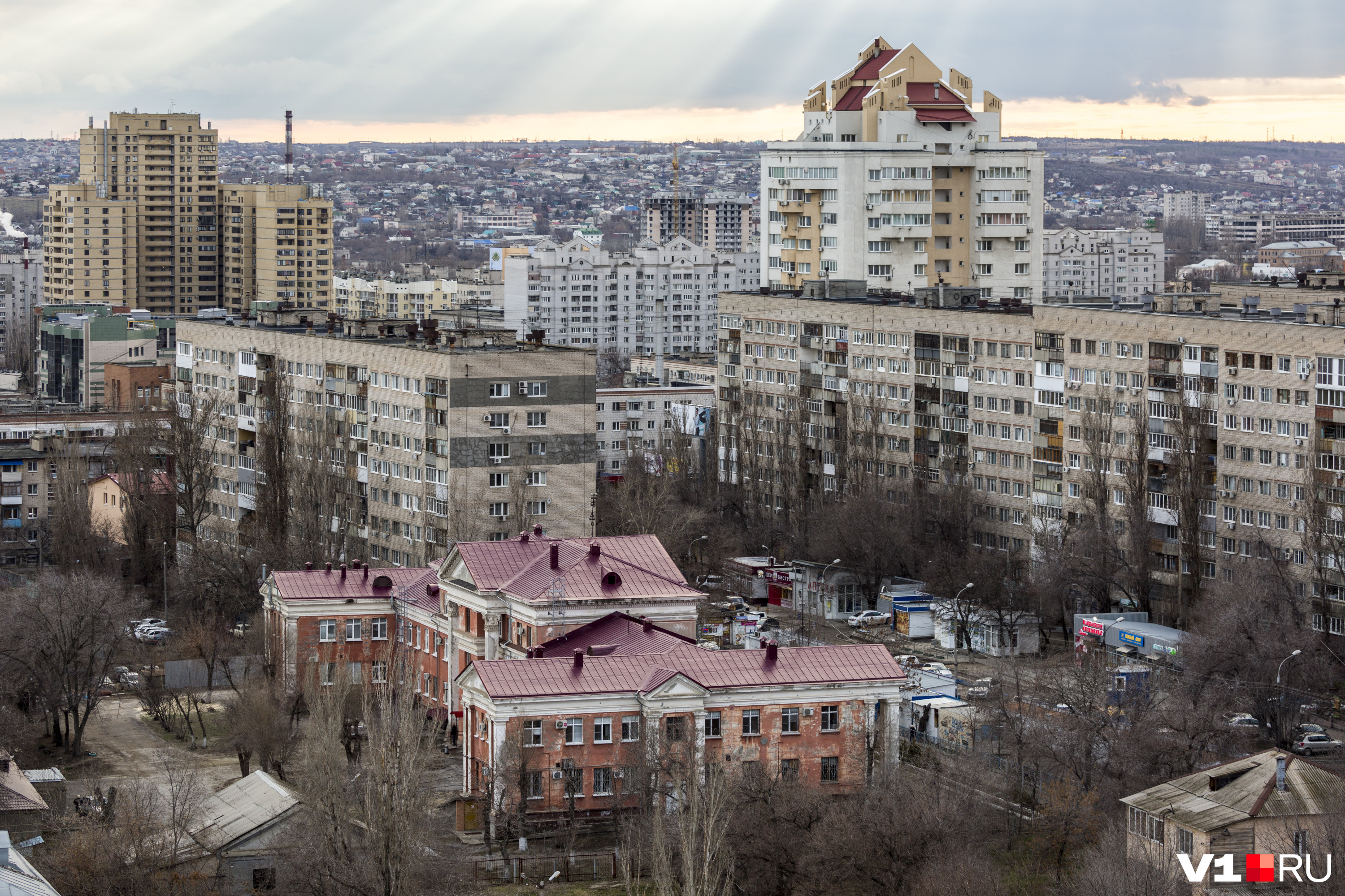 Ук волгоград. Ворошиловский район Волгоград. Ворошиловский районный Волгограда. Южный Красноармейский район Волгограда. Волгоград 2008 Ворошиловский район.