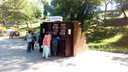 Шкафчик для буккроссинга в Струковском саду пополнили на 1,5 тысячи книг