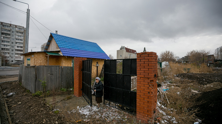 Пенсионерка из Николаевки может лишиться аванса и квартиры из-за отсутствия денег от мэрии