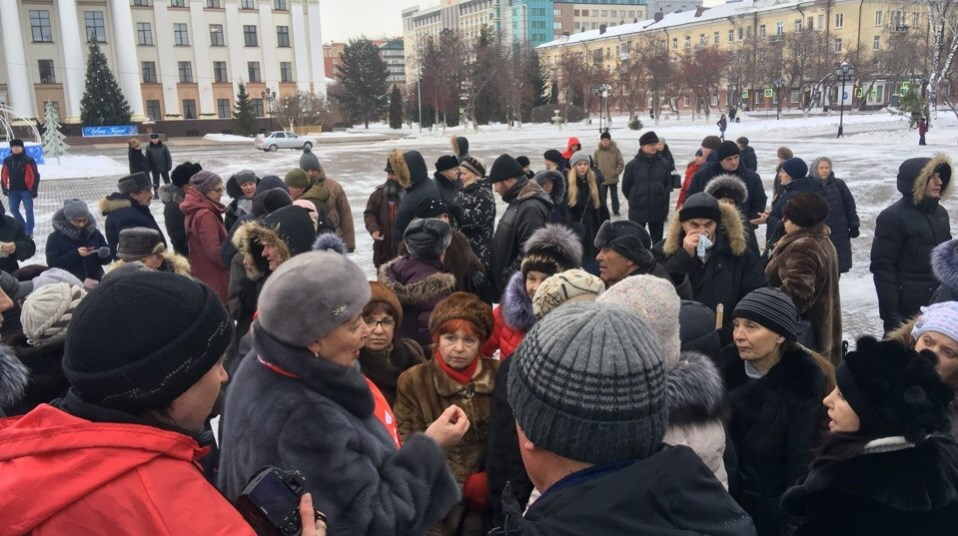 Две недели назад тюменцам пришлось разойтись из-за того, что митинг не удалось согласовать. Организаторы объявили о том, что не смогут присутствовать на событии, за день до его проведения Две недели назад тюменцам пришлось разойтись из-за того, что митинг не удалось согласовать. Организаторы объявили о том, что не смогут присутствовать на событии, за день до его проведения