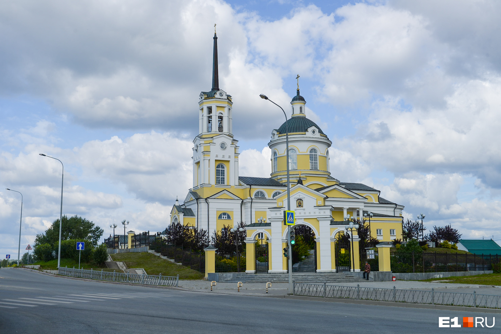 Успенская церковь 