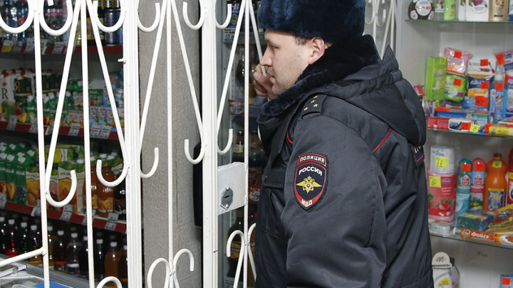 Житель Шатрово помог полиции задержать разбойника