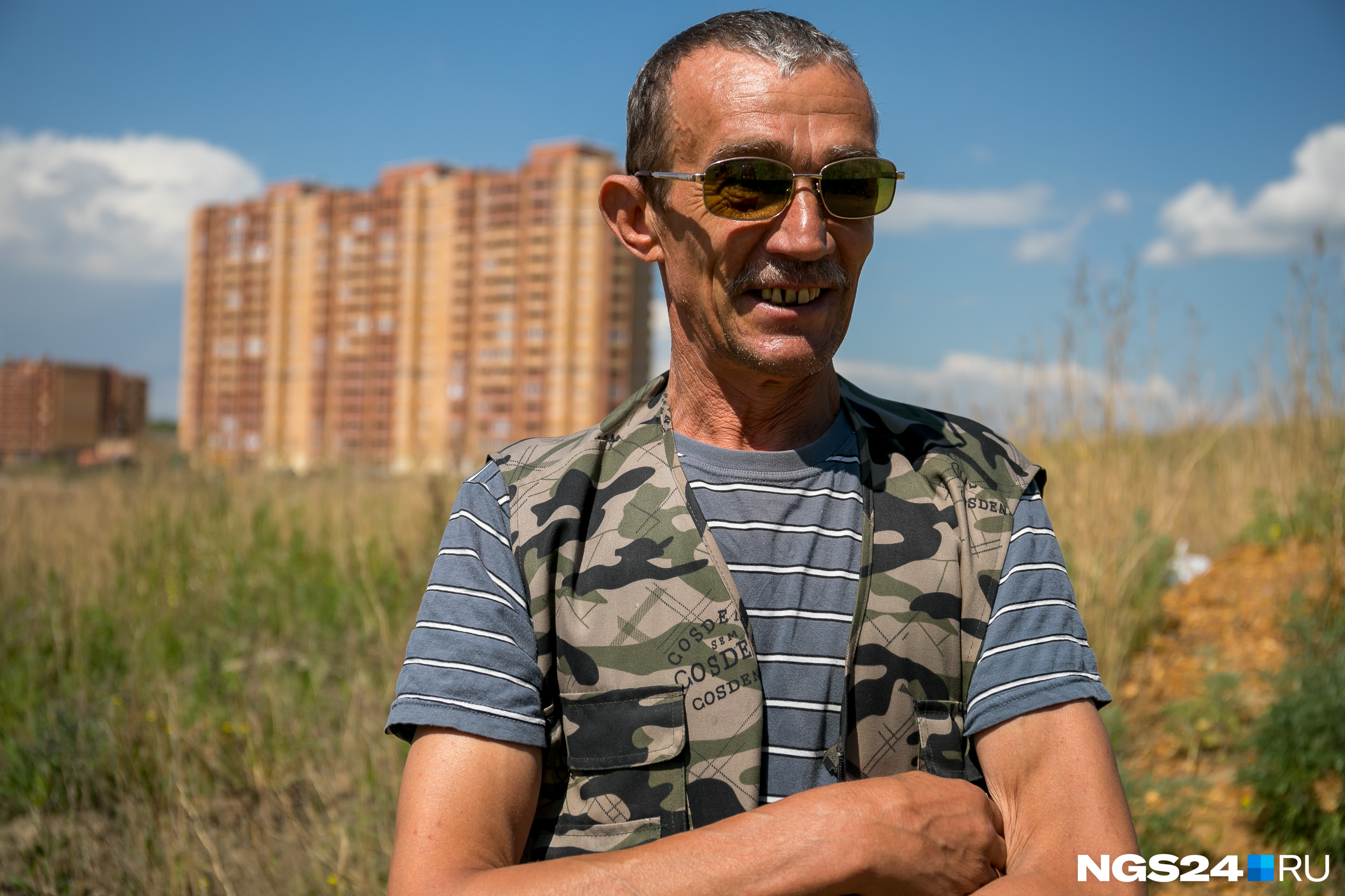 Александр — сам строитель. И особо не надеется на быстрые перемены после прямой линии Александр — сам строитель. И особо не надеется на быстрые перемены после прямой линии