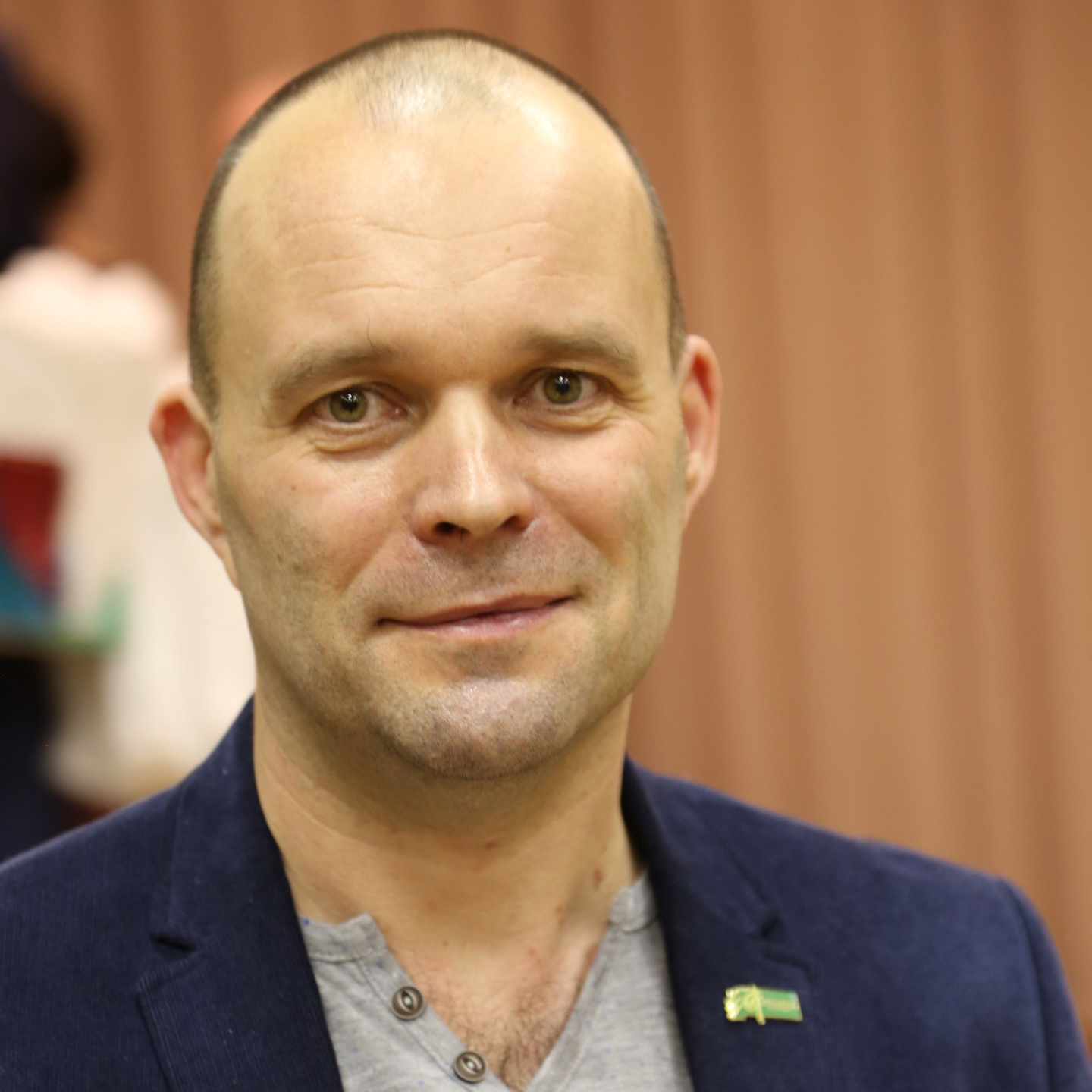Юрий Крылов уверен, что педагоги бегут от бесконечной бюрократии — отчётность нужна чиновникам чуть ли не ежедневно Юрий Крылов уверен, что педагоги бегут от бесконечной бюрократии — отчётность нужна чиновникам чуть ли не ежедневно
