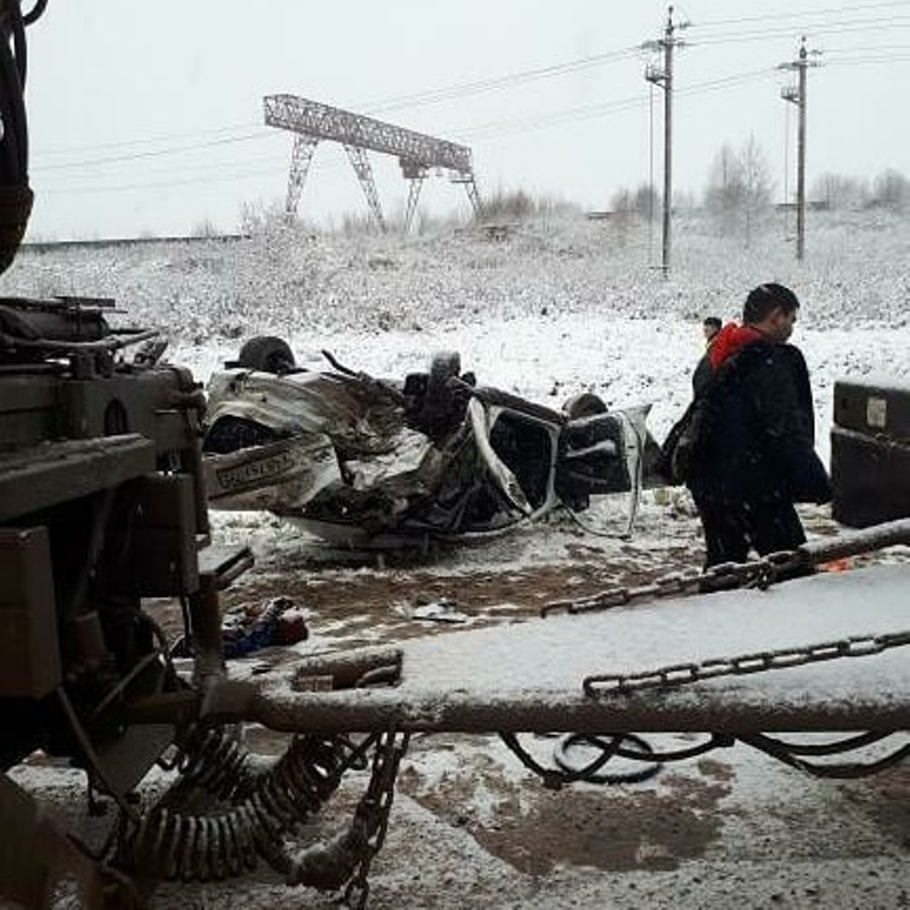 Пострадали водитель и пассажиры Nissan Almera Пострадали водитель и пассажиры Nissan Almera