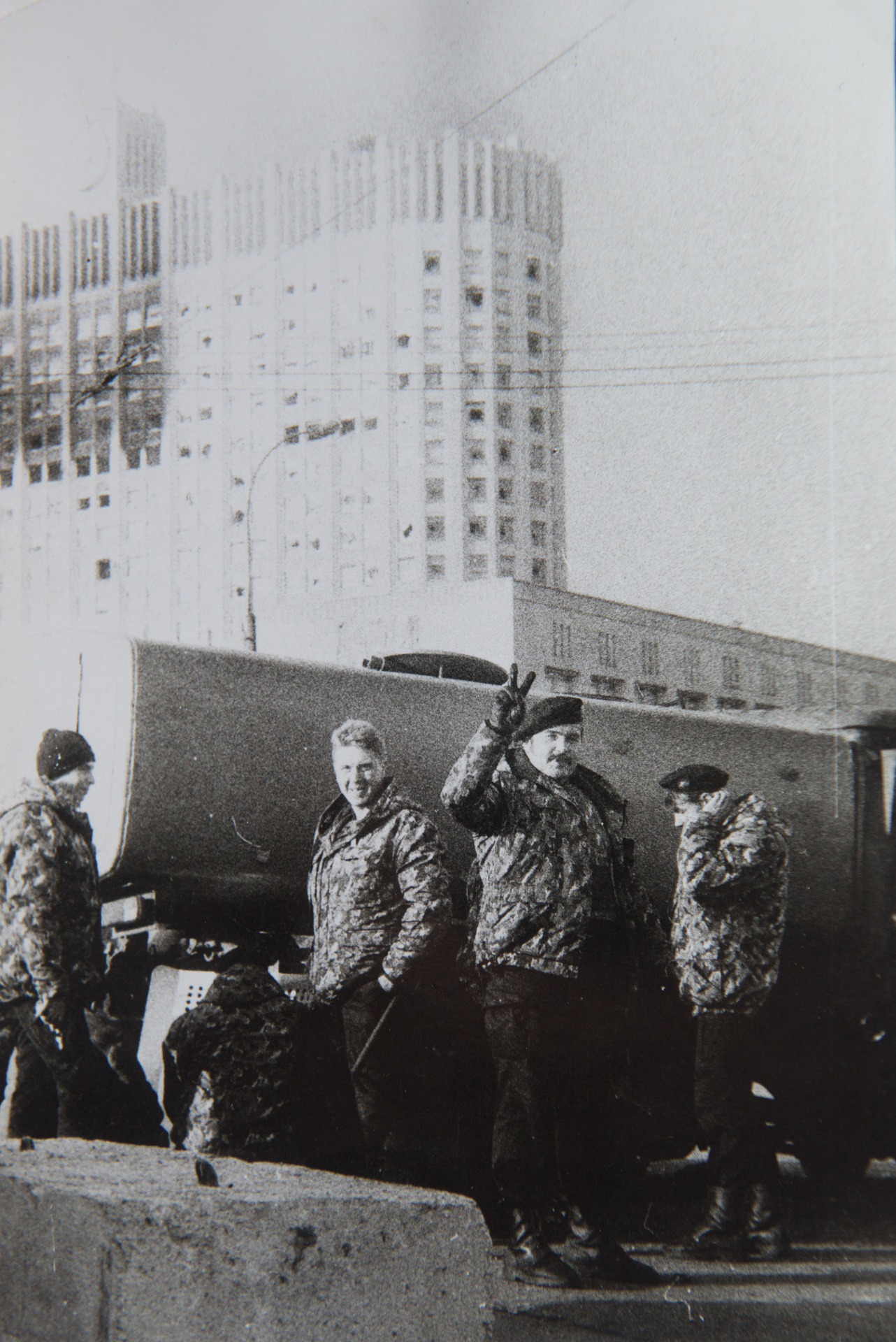 Владимир Ефимов и его бойцы, октябрь 1993 года